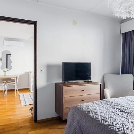 Bright 1br In Töölö, Free Parking, Tram *